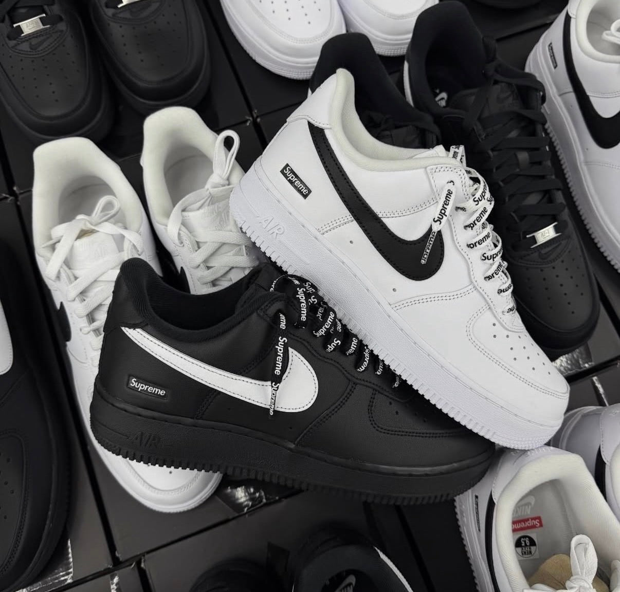 Supreme Air Force 1 Low (Black & White)